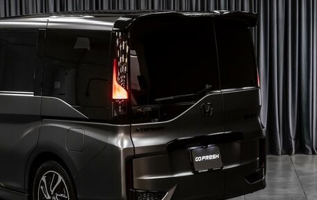 Honda Stepwgn IV, 2016 год, 2 355 000 рублей, 10 фотография