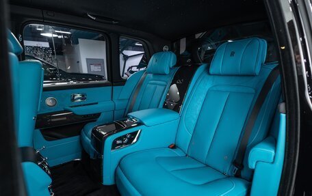 Rolls-Royce Cullinan, 2026 год, 74 990 000 рублей, 33 фотография