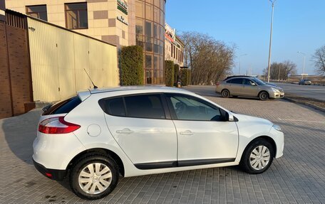 Renault Megane III, 2011 год, 648 000 рублей, 7 фотография