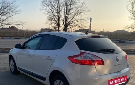 Renault Megane III, 2011 год, 648 000 рублей, 4 фотография