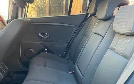 Renault Megane III, 2011 год, 648 000 рублей, 11 фотография