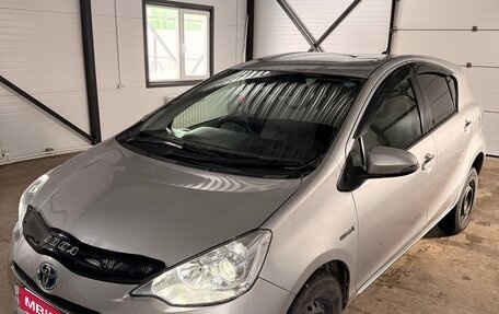 Toyota Aqua I, 2013 год, 600 000 рублей, 4 фотография