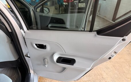 Toyota Aqua I, 2013 год, 600 000 рублей, 18 фотография