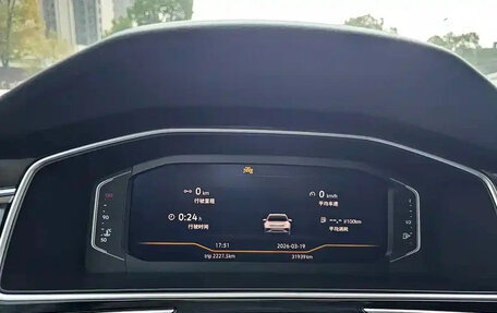 Volkswagen Tiguan II, 2023 год, 2 533 123 рублей, 12 фотография