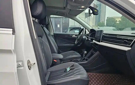 Volkswagen Tiguan II, 2023 год, 2 533 123 рублей, 8 фотография