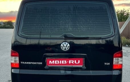 Volkswagen Transporter T5 рестайлинг, 2014 год, 1 350 000 рублей, 2 фотография