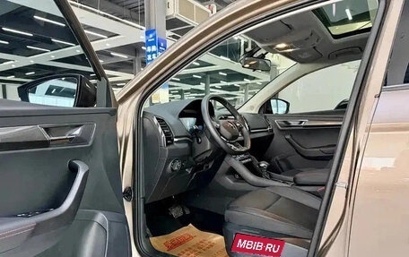 Skoda Karoq I, 2023 год, 2 444 123 рублей, 8 фотография