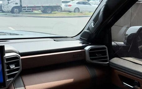 Toyota Tundra, 2022 год, 7 211 757 рублей, 12 фотография