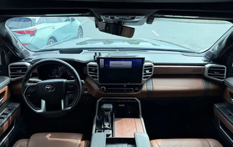 Toyota Tundra, 2022 год, 7 211 757 рублей, 8 фотография