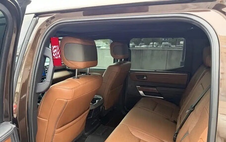 Toyota Tundra, 2022 год, 7 211 757 рублей, 10 фотография