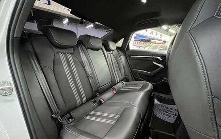 Audi A3, 2022 год, 2 318 000 рублей, 21 фотография