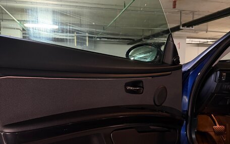 BMW 3 серия, 2008 год, 1 350 000 рублей, 13 фотография