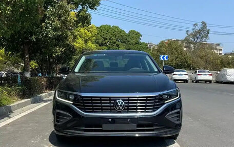 Volkswagen Passat B8 рестайлинг, 2023 год, 1 931 069 рублей, 2 фотография