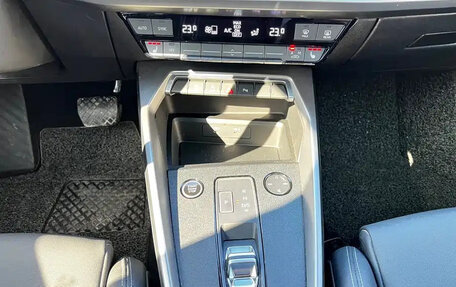 Audi A3, 2022 год, 1 590 000 рублей, 10 фотография