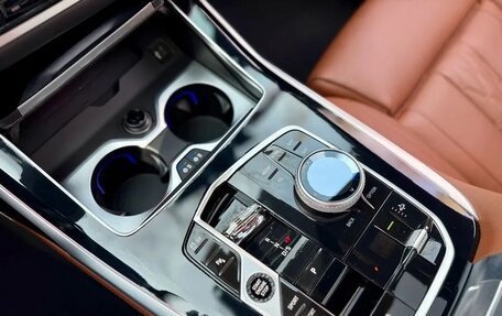 BMW X7, 2023 год, 10 897 757 рублей, 7 фотография