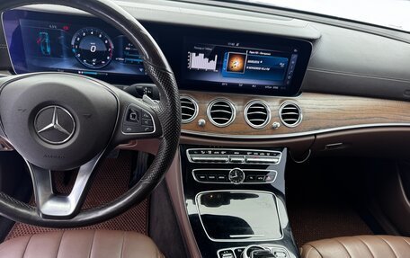 Mercedes-Benz E-Класс, 2017 год, 2 890 000 рублей, 9 фотография