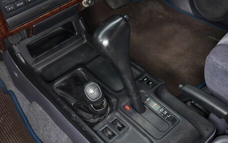 Toyota Land Cruiser Prado 90 рестайлинг, 1998 год, 1 500 000 рублей, 17 фотография