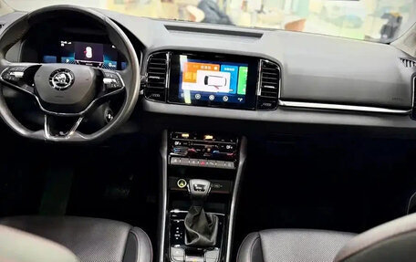 Skoda Karoq I, 2023 год, 1 890 060 рублей, 13 фотография