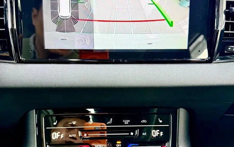 Skoda Karoq I, 2023 год, 1 890 060 рублей, 19 фотография