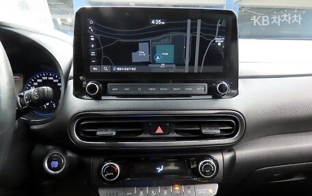 Hyundai Kona I, 2022 год, 1 500 000 рублей, 9 фотография