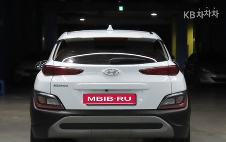 Hyundai Kona I, 2022 год, 1 500 000 рублей, 3 фотография