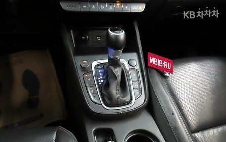 Hyundai Kona I, 2022 год, 1 500 000 рублей, 10 фотография