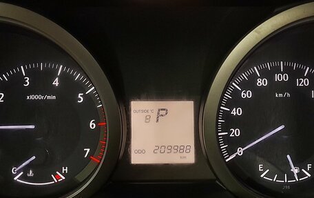 Toyota Land Cruiser Prado 150 рестайлинг 2, 2010 год, 2 699 000 рублей, 13 фотография