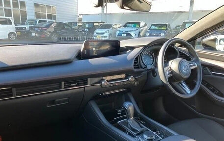 Mazda 3, 2022 год, 1 350 060 рублей, 7 фотография