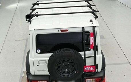 Suzuki Jimny, 2022 год, 1 700 000 рублей, 8 фотография