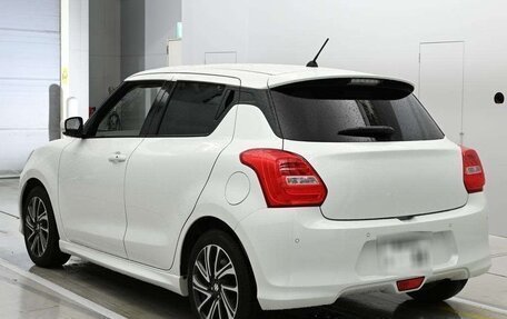 Suzuki Swift V, 2022 год, 1 130 000 рублей, 4 фотография