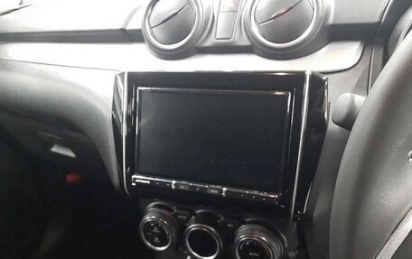 Suzuki Swift V, 2022 год, 1 130 000 рублей, 10 фотография