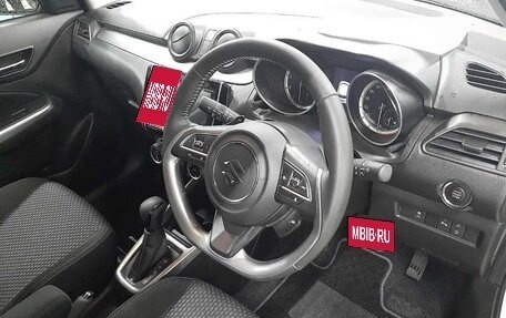 Suzuki Swift V, 2022 год, 1 130 000 рублей, 9 фотография