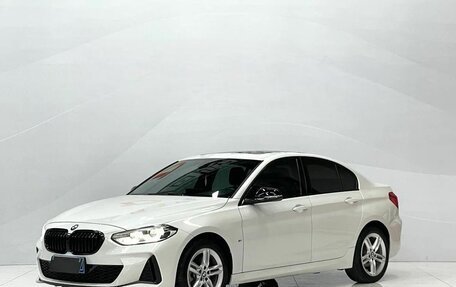 BMW 1 серия, 2022 год, 1 890 000 рублей, 1 фотография