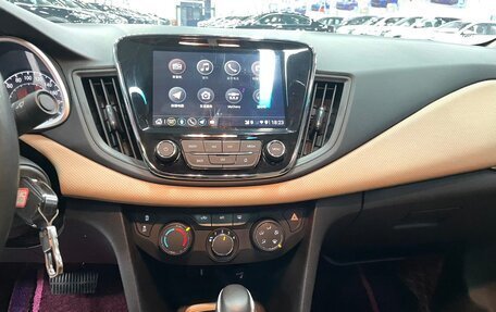 Chevrolet Monza, 2022 год, 1 220 000 рублей, 12 фотография