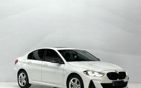 BMW 1 серия, 2022 год, 1 890 000 рублей, 4 фотография