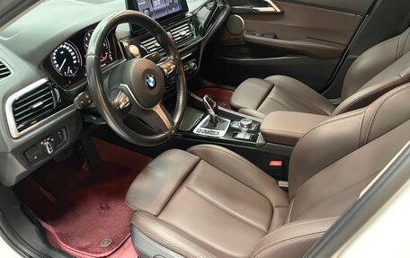 BMW 1 серия, 2022 год, 1 890 000 рублей, 10 фотография