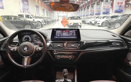 BMW 1 серия, 2022 год, 1 890 000 рублей, 11 фотография