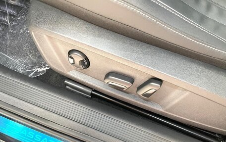 Volkswagen Passat B8 рестайлинг, 2023 год, 2 310 000 рублей, 12 фотография