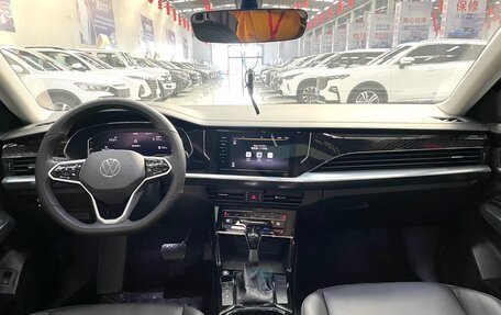 Volkswagen Passat B8 рестайлинг, 2023 год, 2 310 000 рублей, 11 фотография