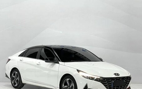 Hyundai Elantra, 2022 год, 1 570 000 рублей, 4 фотография