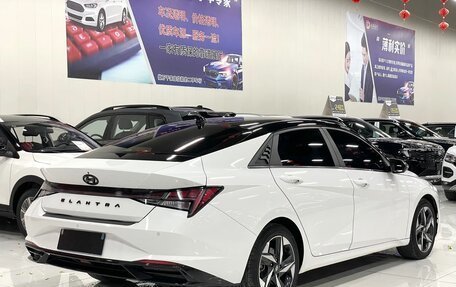 Hyundai Elantra, 2022 год, 1 570 000 рублей, 7 фотография