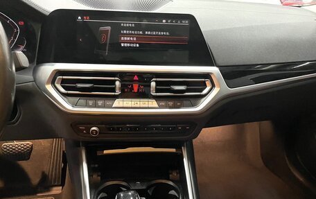 BMW 3 серия, 2021 год, 3 150 000 рублей, 13 фотография