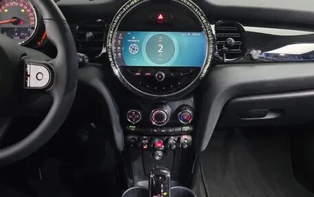 MINI Hatch, 2022 год, 1 910 000 рублей, 6 фотография