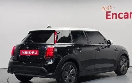 MINI Hatch, 2022 год, 1 910 000 рублей, 4 фотография