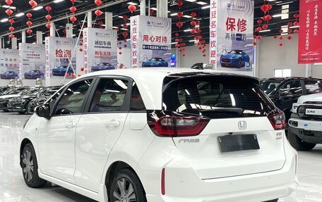 Honda Fit, 2022 год, 1 331 000 рублей, 6 фотография