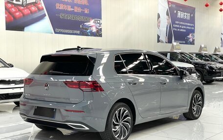 Volkswagen Golf VIII, 2022 год, 1 910 000 рублей, 7 фотография