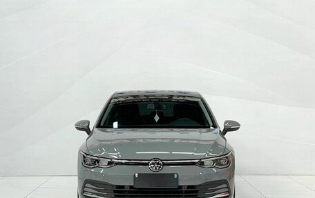 Volkswagen Golf VIII, 2022 год, 1 910 000 рублей, 4 фотография