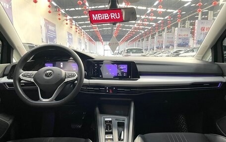 Volkswagen Golf VIII, 2022 год, 1 910 000 рублей, 11 фотография