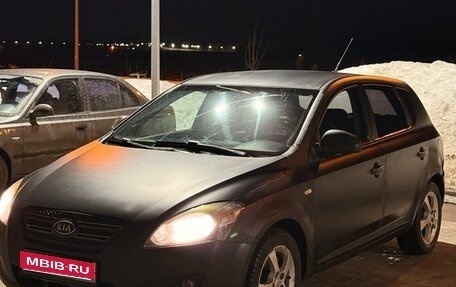 KIA cee'd I рестайлинг, 2008 год, 395 000 рублей, 1 фотография