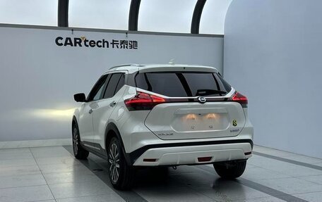 Nissan Kicks I, 2022 год, 1 650 000 рублей, 4 фотография